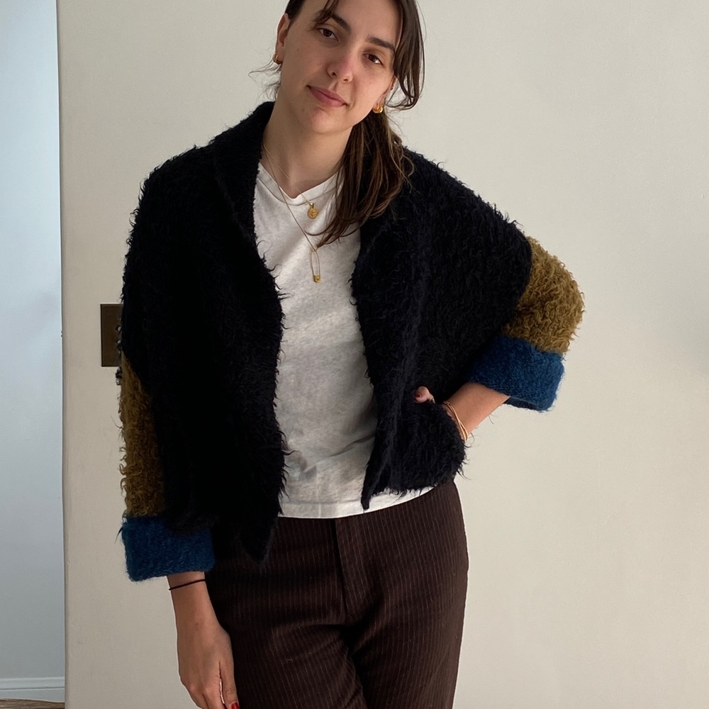 Short cardi! - Picture 5 of 5